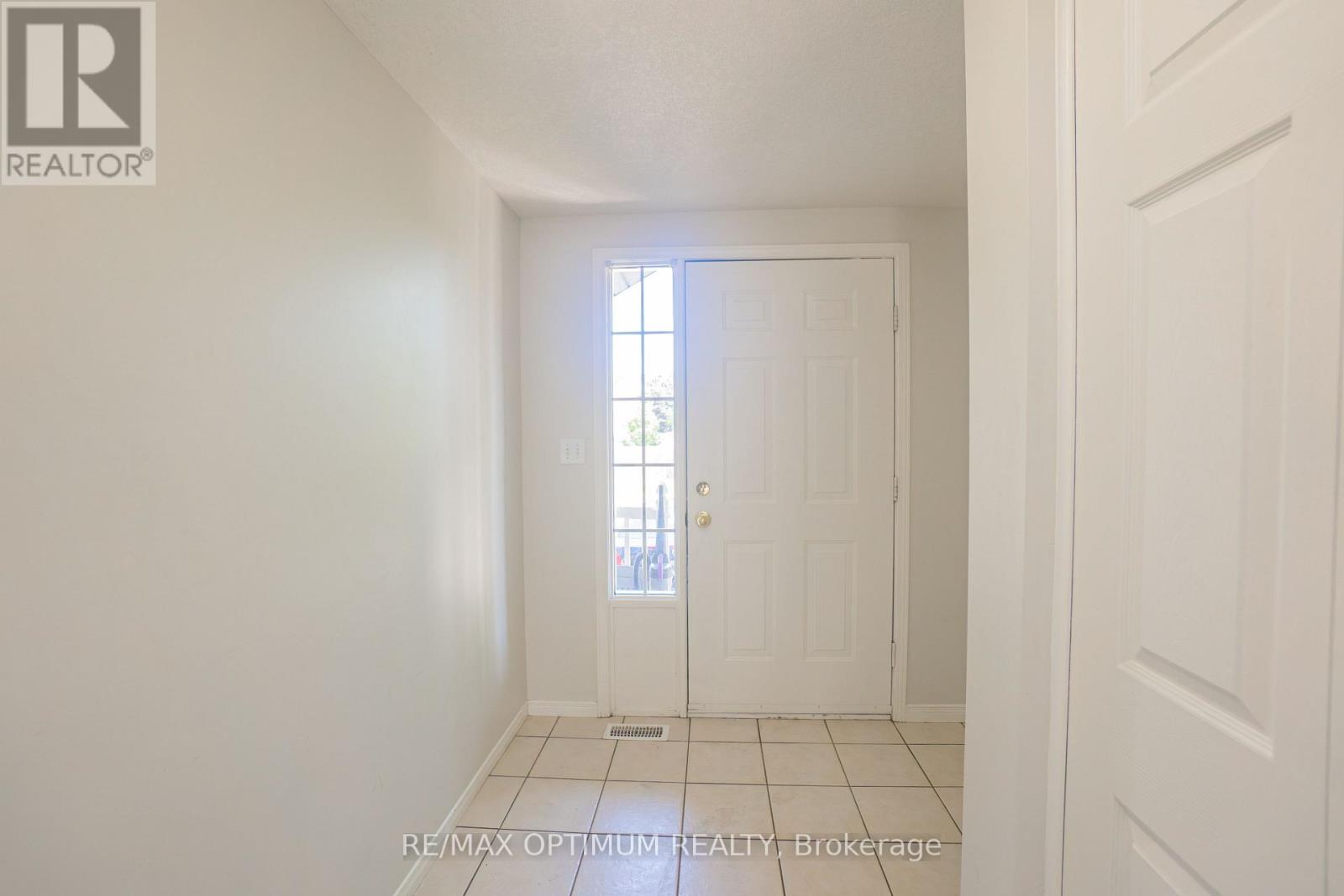 139 ACTIVA AVENUE — photo 3