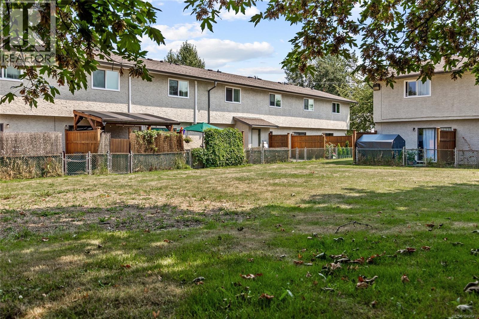 #10 951 17th St - Image 35
