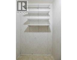 218 Oak Wood Drive Nw, Edmonton, AB T6P0A4 Photo 11