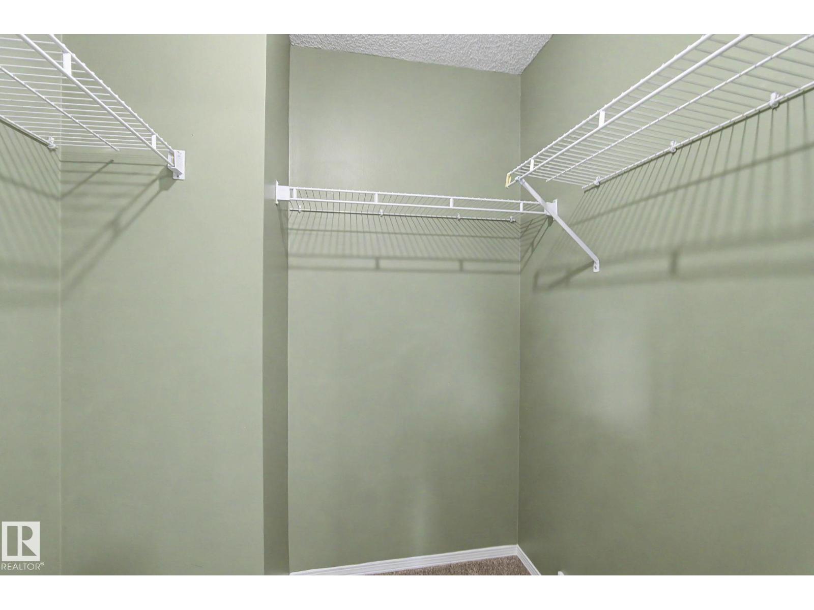 29 MATHIAS AV - Image 15