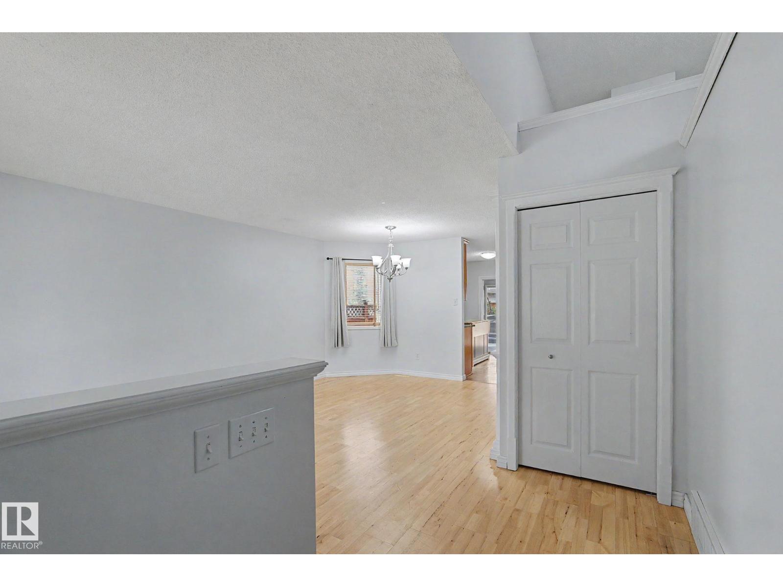 29 MATHIAS AV - Image 3