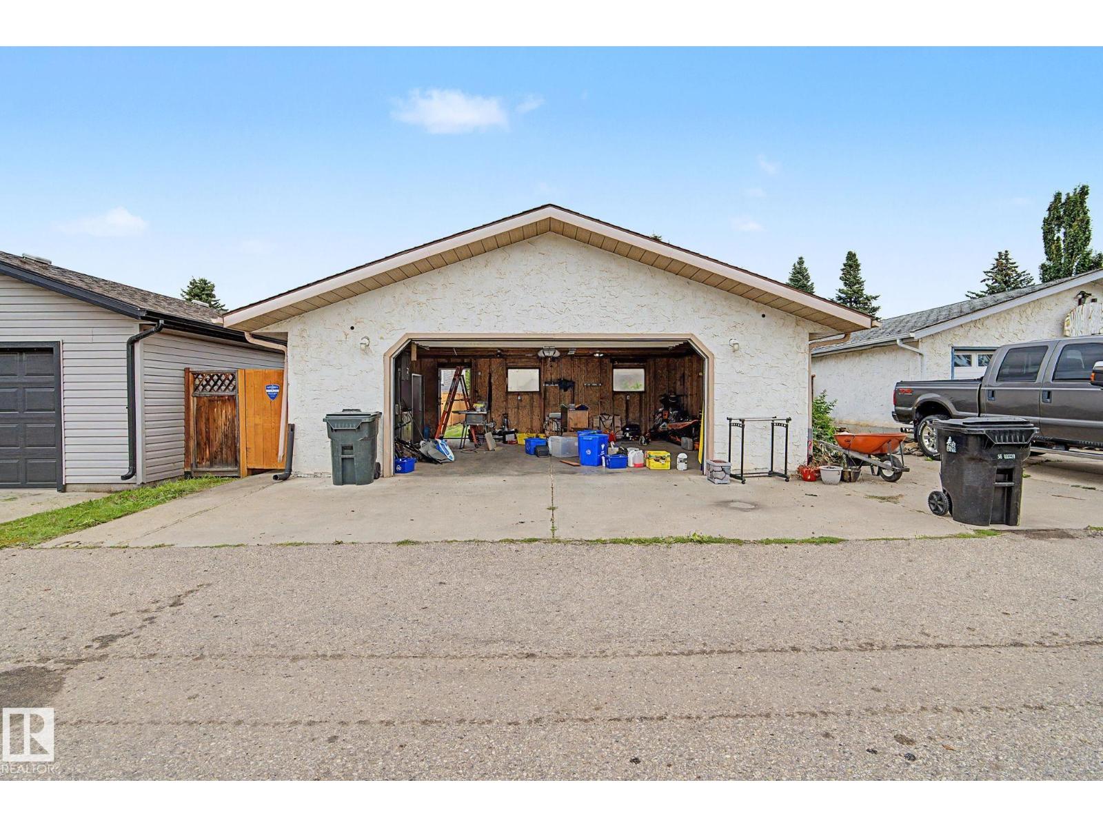 29 MATHIAS AV - Image 33
