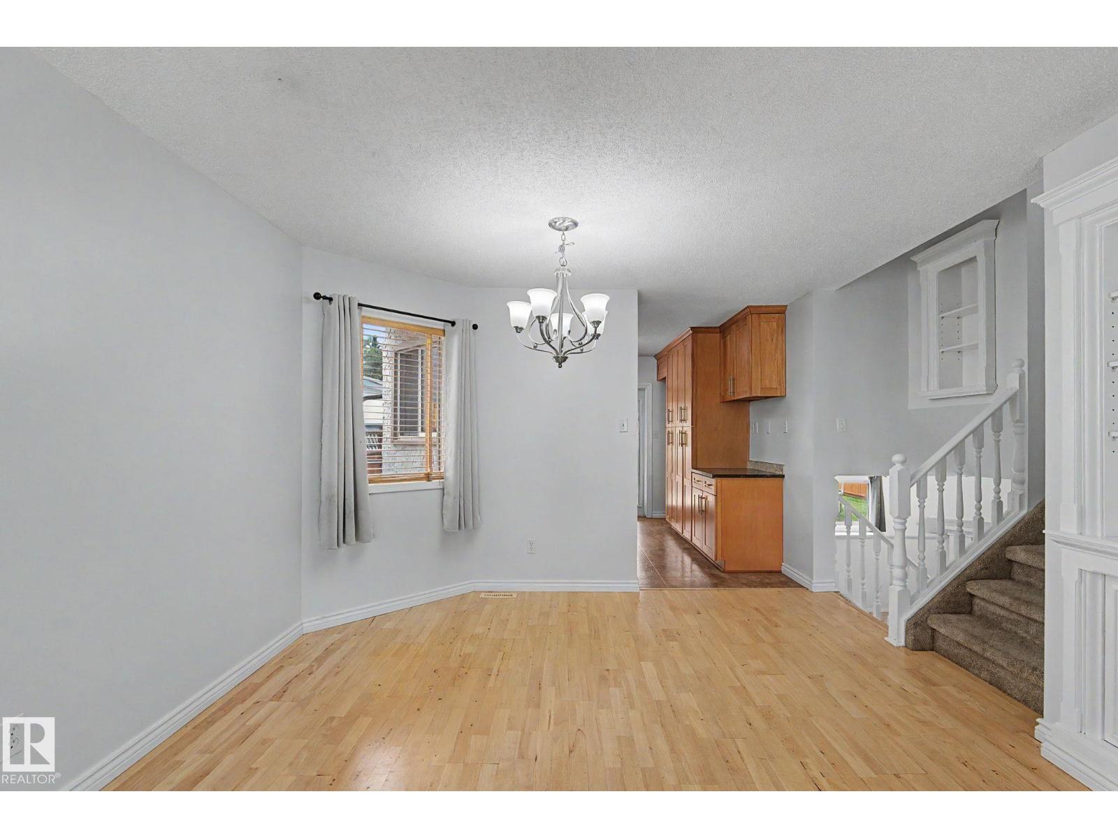 29 MATHIAS AV - Image 6