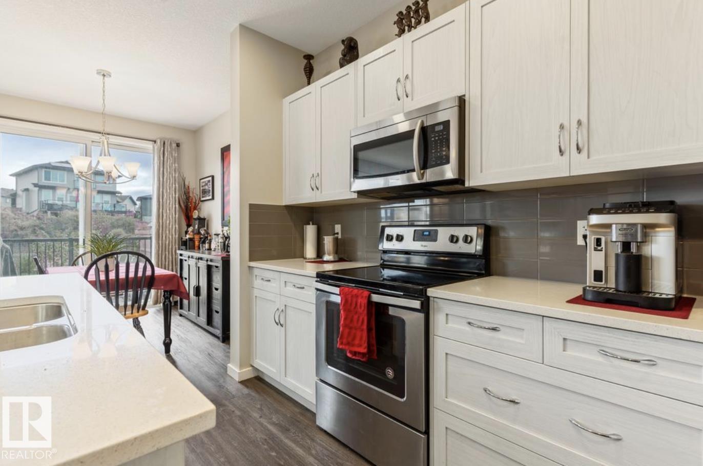 12737 205 ST NW - 7