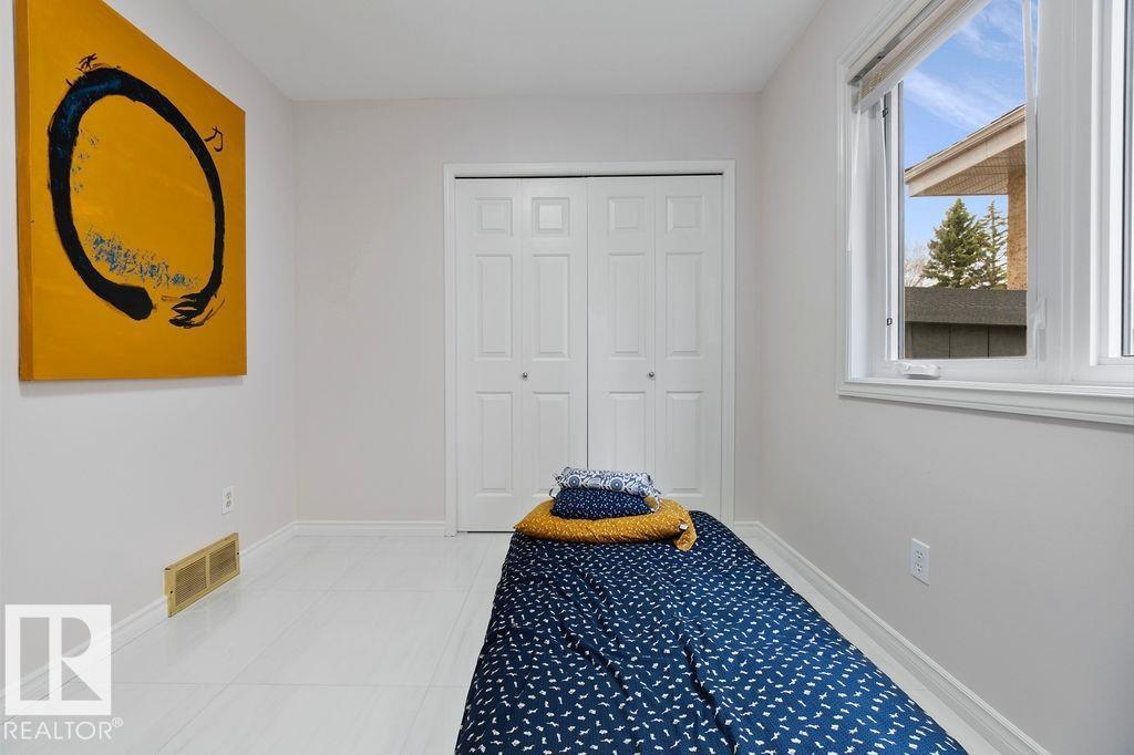 956 OGILVIE BV NW - Image 33