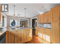 Dining nook - 823 Glenhale Cres, Parksville, BC V9P1Z8 Photo 19