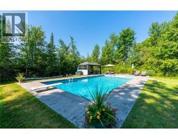 6325 Waterworks Road, Sarnia, ON N0N1C0 Photo 32