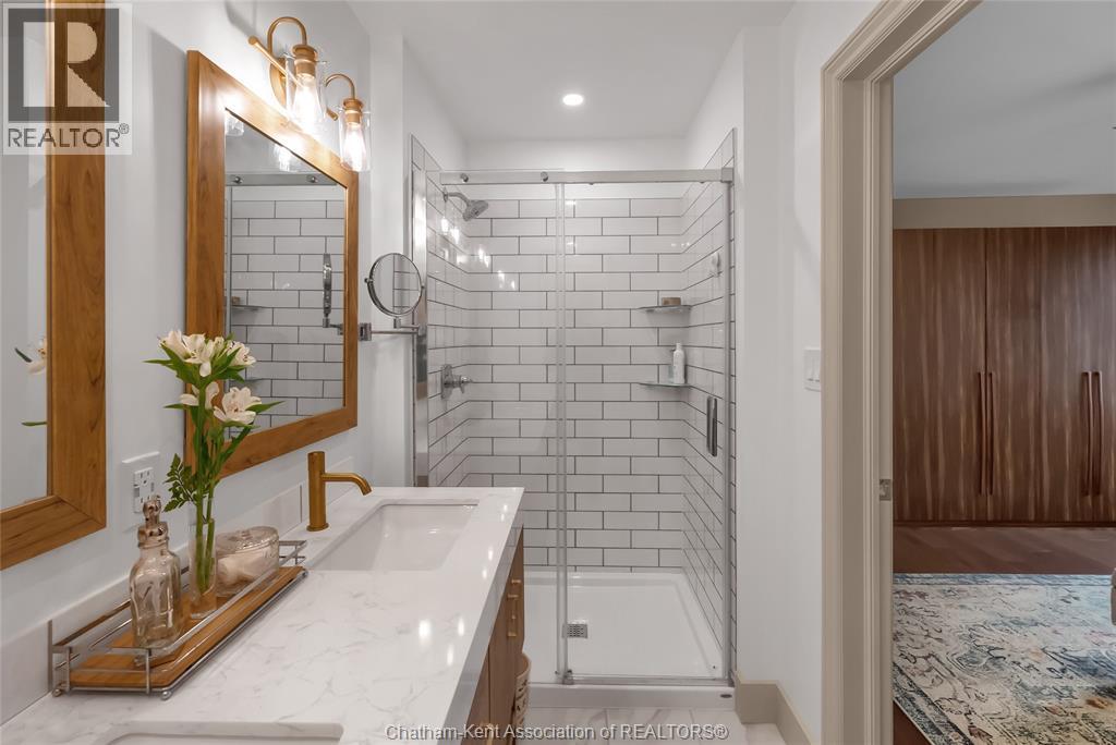 19 Campbell STREET - 23