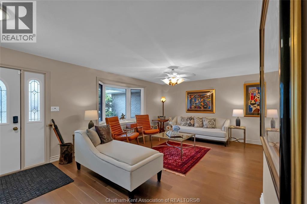 19 Campbell STREET - 25