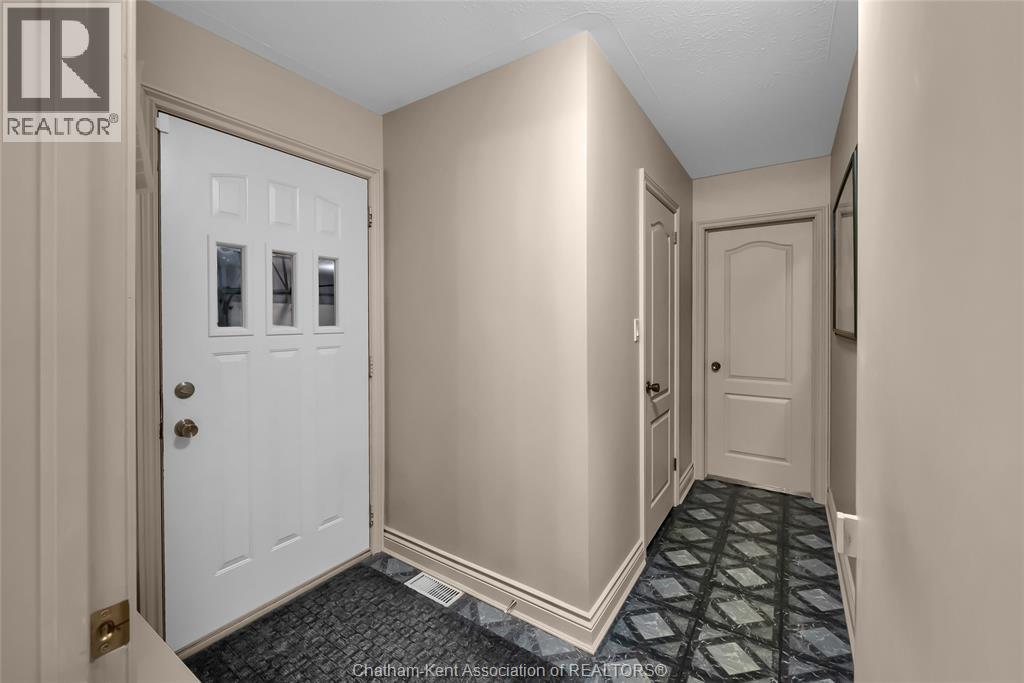 19 Campbell STREET - 37