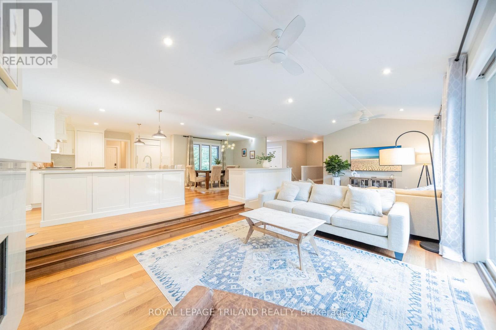 10498 PINETREE DRIVE - Image 14
