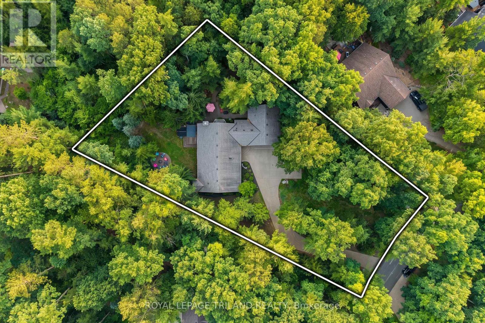 10498 PINETREE DRIVE - Image 40