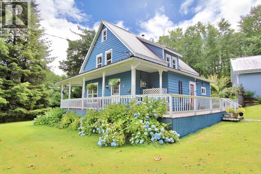 30 BAYVIEW Drive - photo 2