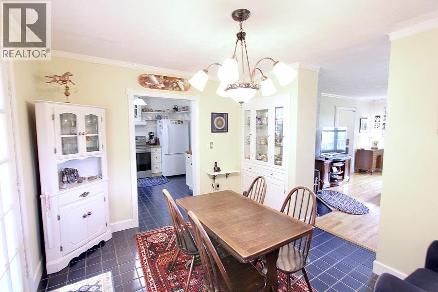 30 BAYVIEW DRIVE - 8