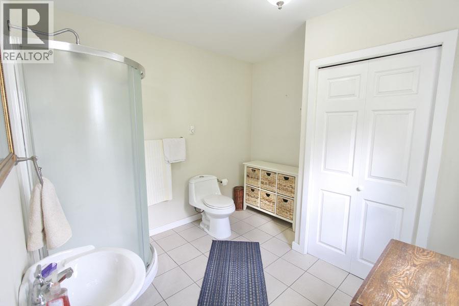 30 BAYVIEW DRIVE - Image 27