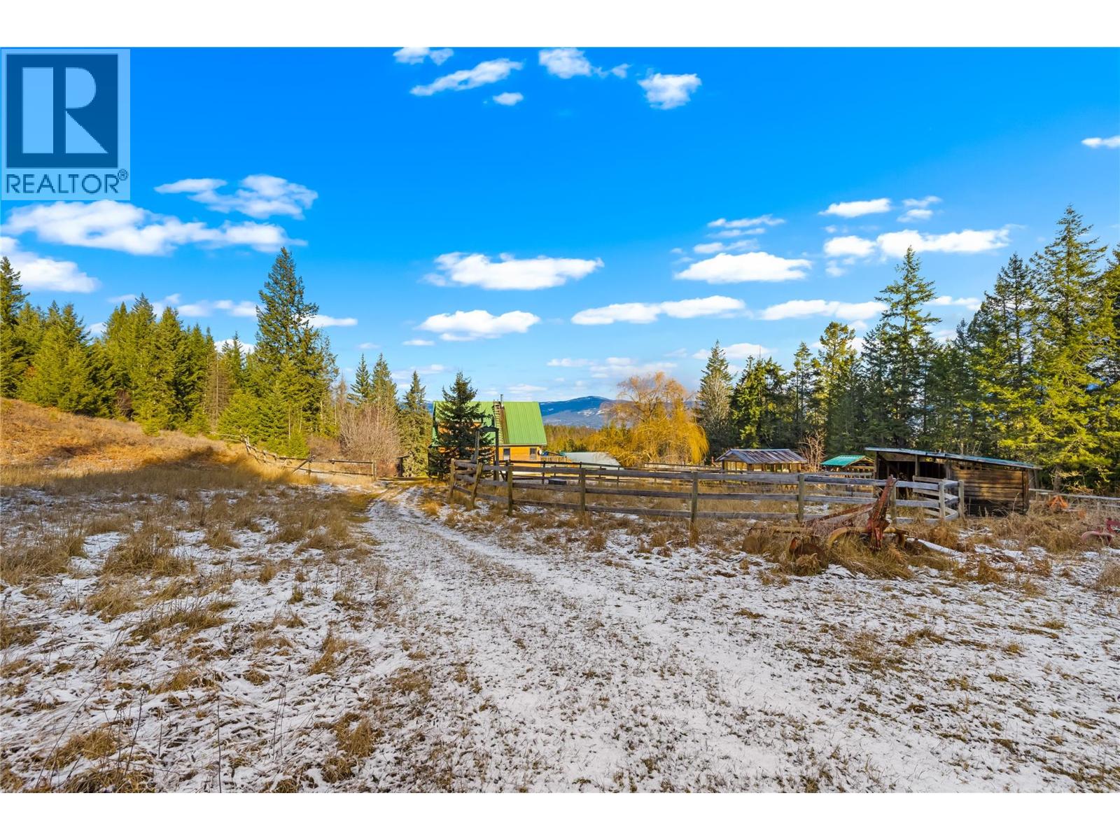 2033 Smith Road - Image 21