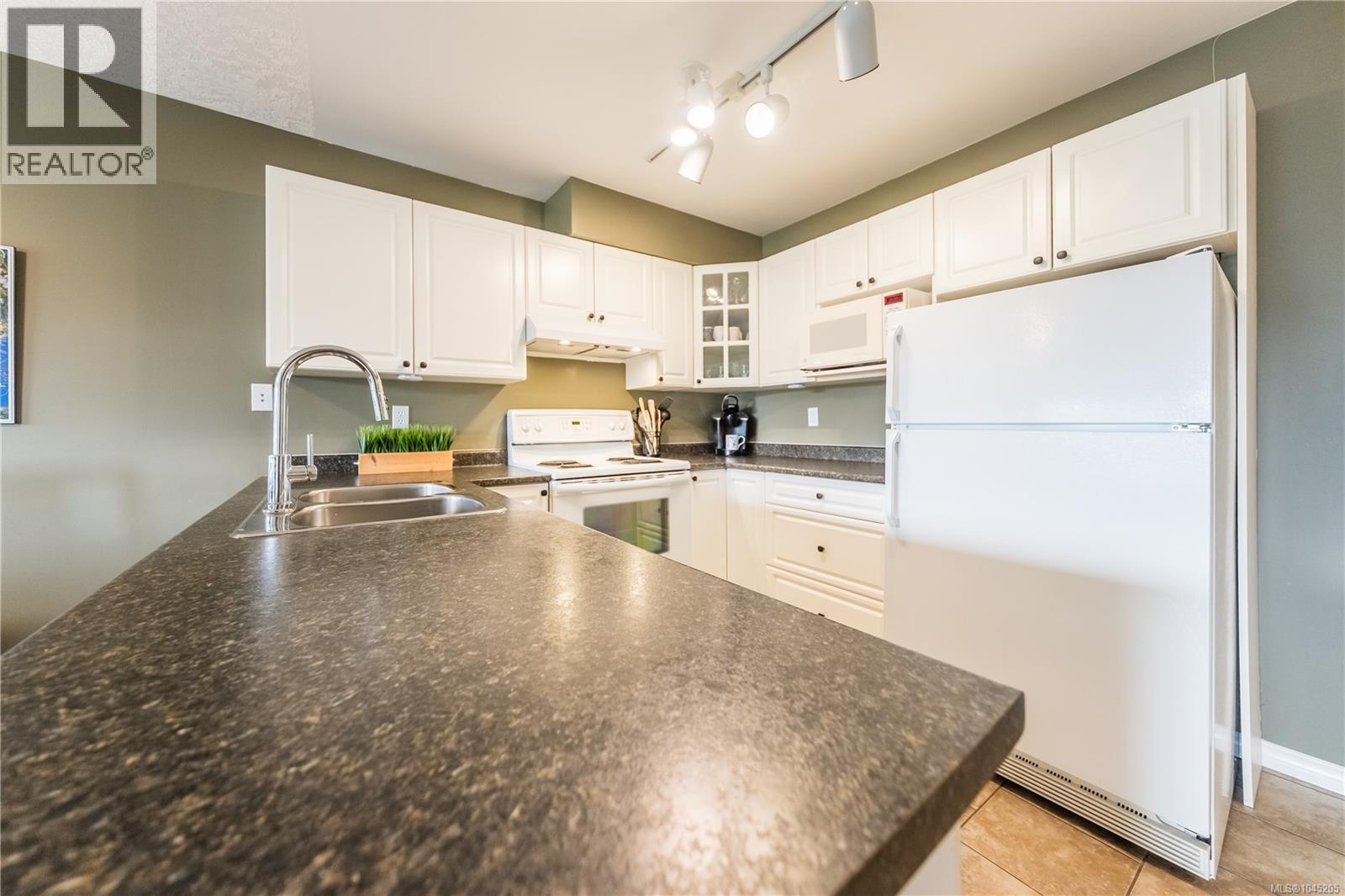 #110 1201 Henry Rd - Image 19