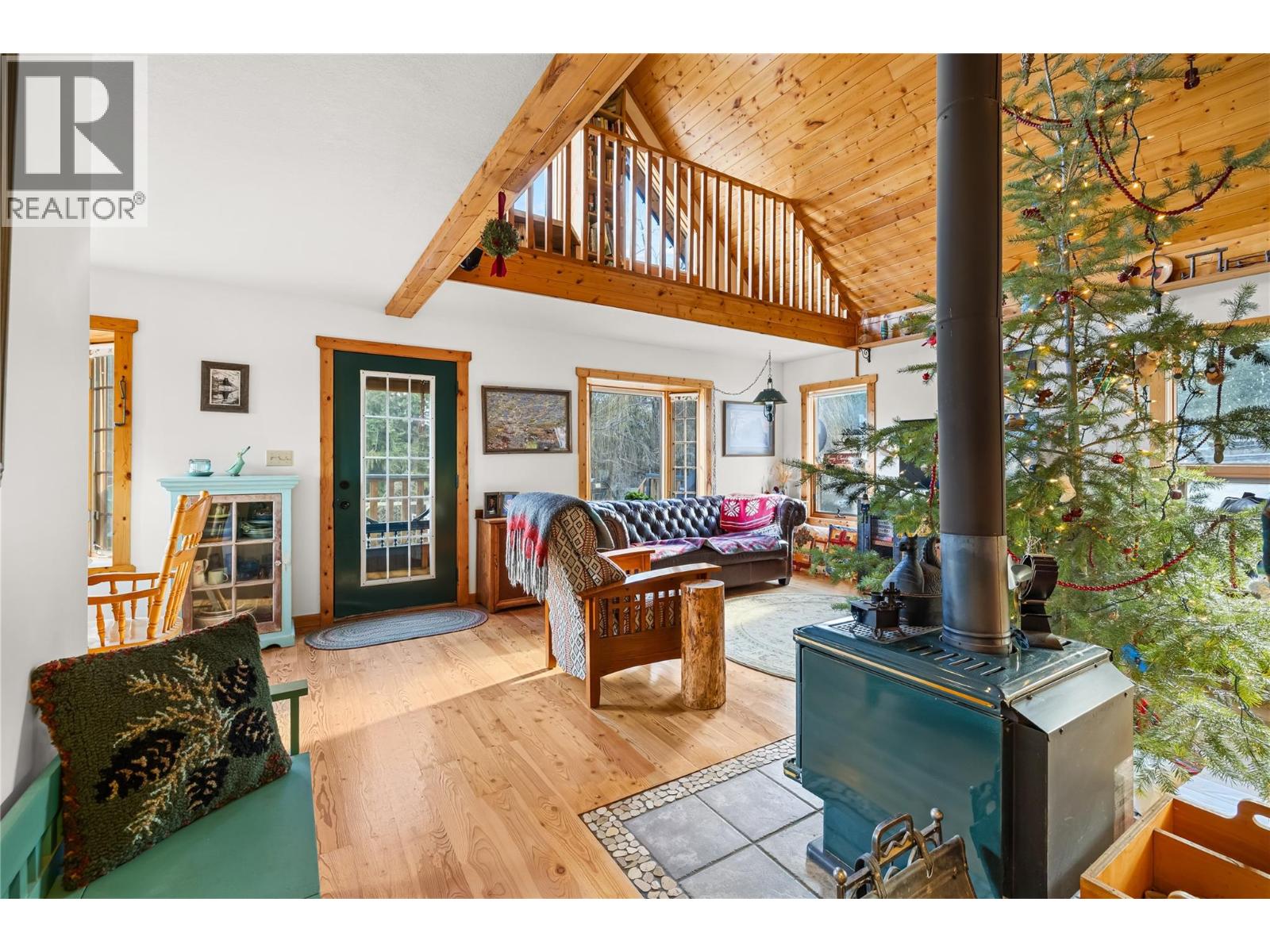 2033 Smith Road - 36