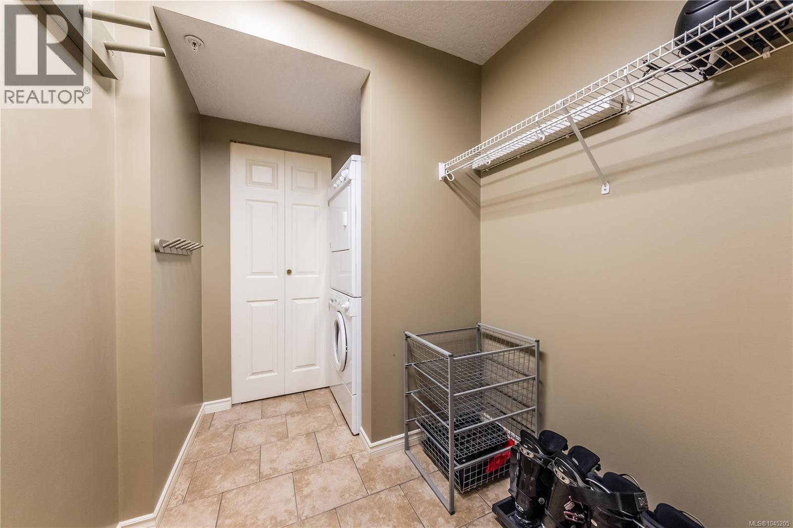 #110 1201 Henry Rd - Image 32