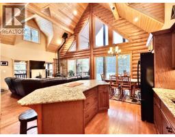Primary Bedroom - 1180 Cranberry Lake Road, Valemount, BC V0E2Z0 Photo 6