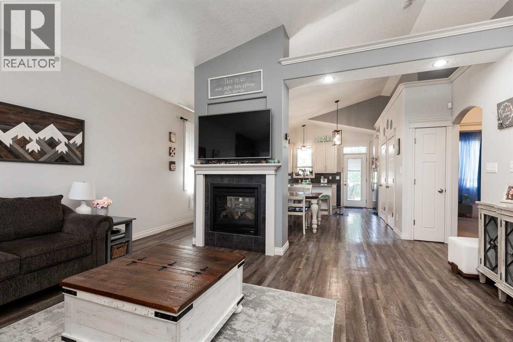 8 Riverton Crescent West - Photo 5