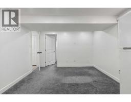 424 Penbrooke Crescent Se, Calgary, AB T2A3T7 Photo 22