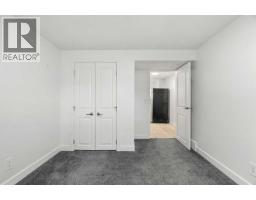 424 Penbrooke Crescent Se, Calgary, AB T2A3T7 Photo 33