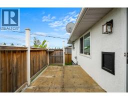 424 Penbrooke Crescent Se, Calgary, AB T2A3T7 Photo 37
