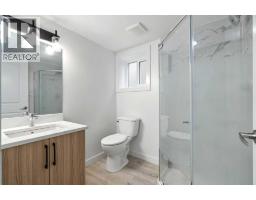 424 Penbrooke Crescent Se, Calgary, AB T2A3T7 Photo 35
