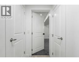 424 Penbrooke Crescent Se, Calgary, AB T2A3T7 Photo 26