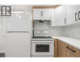 424 Penbrooke Crescent Se, Calgary, AB T2A3T7 Photo 24
