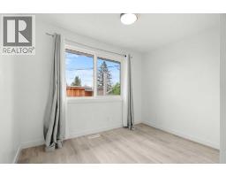 424 Penbrooke Crescent Se, Calgary, AB T2A3T7 Photo 14