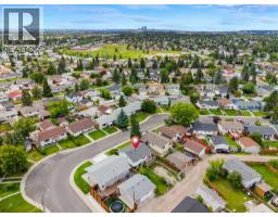 424 Penbrooke Crescent Se, Calgary, AB T2A3T7 Photo 45