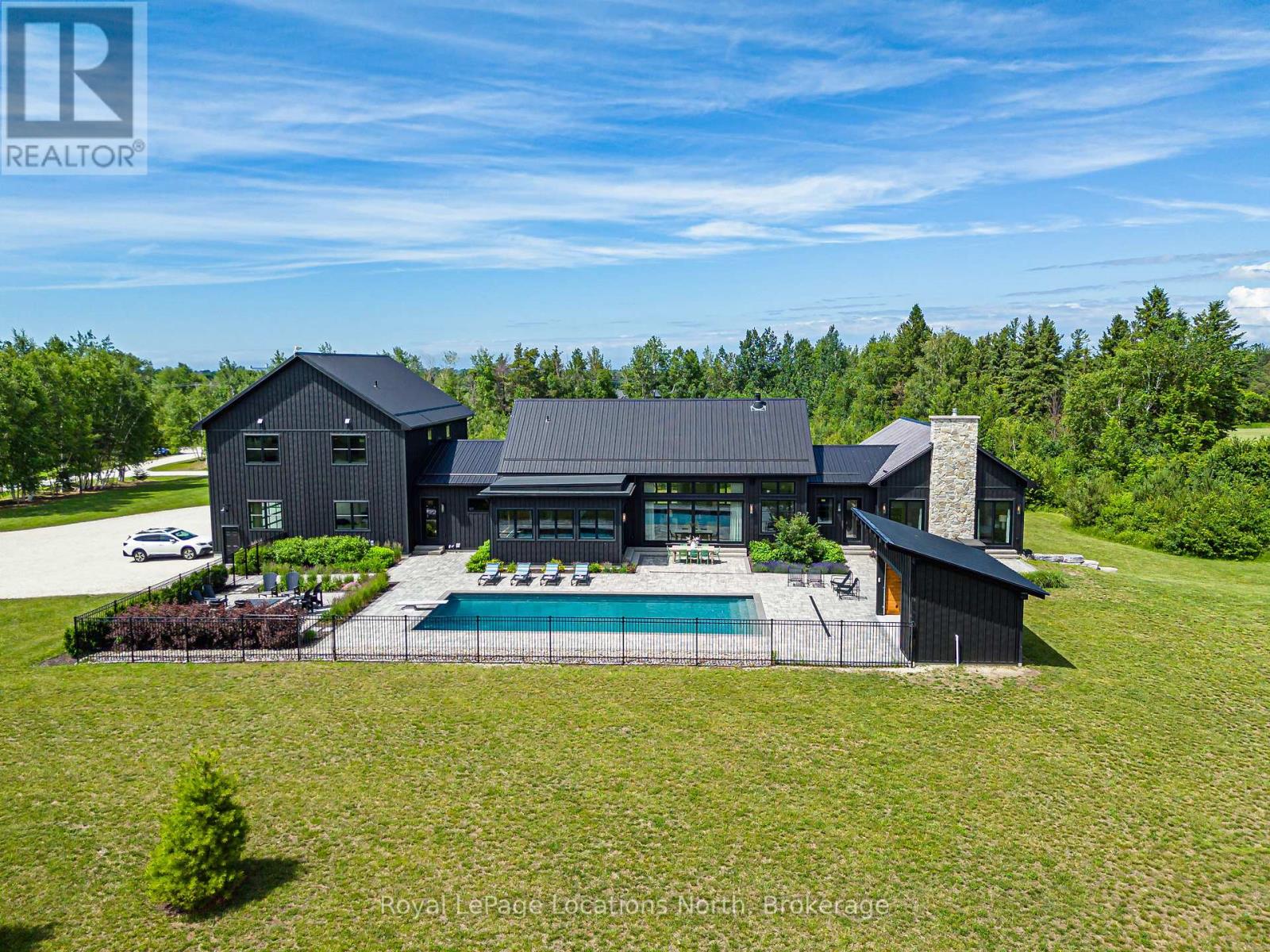 7343 36 37 NOTTAWASAGA SIDE ROAD - 2