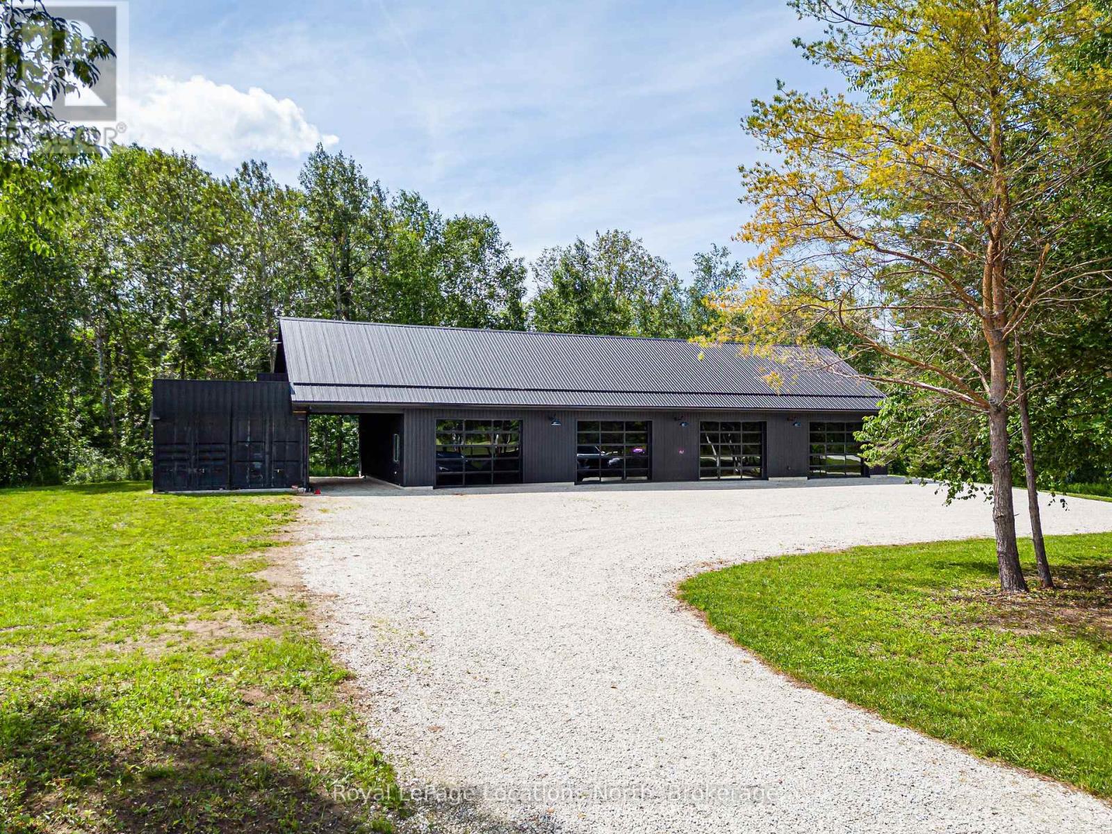 7343 36 37 NOTTAWASAGA SIDE ROAD - 46