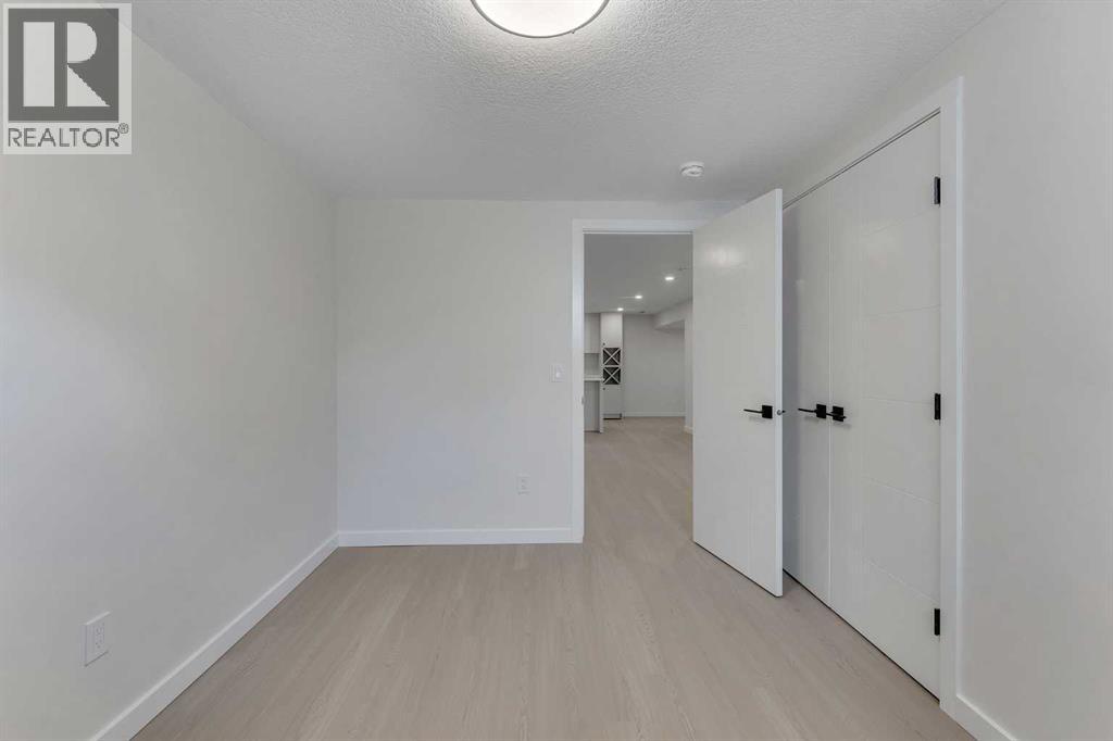 8059 Huntington Street NE - Image 33