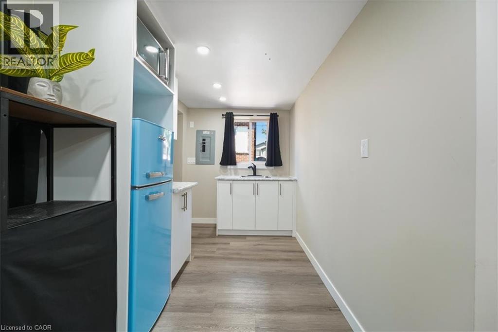 233 AUBURN Avenue - 33