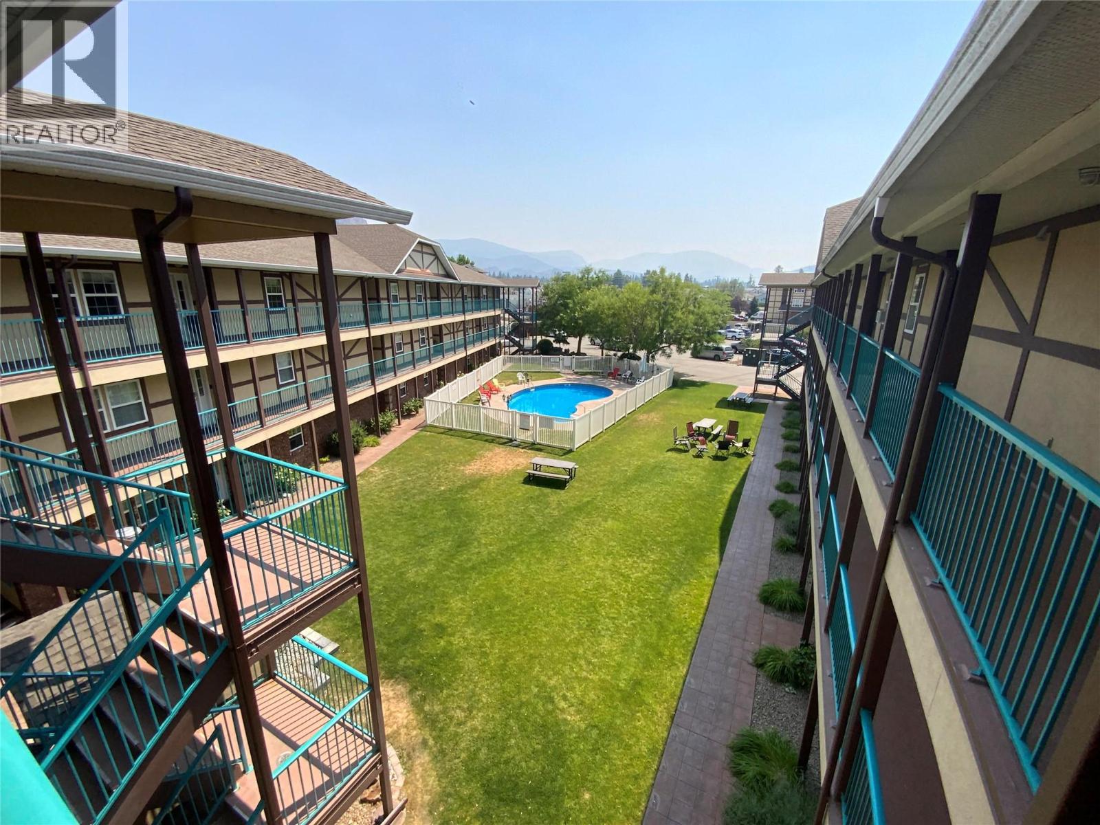 750 Railway Lane Unit# 28