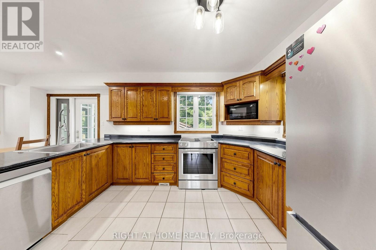 3016 COLE ROAD - 10