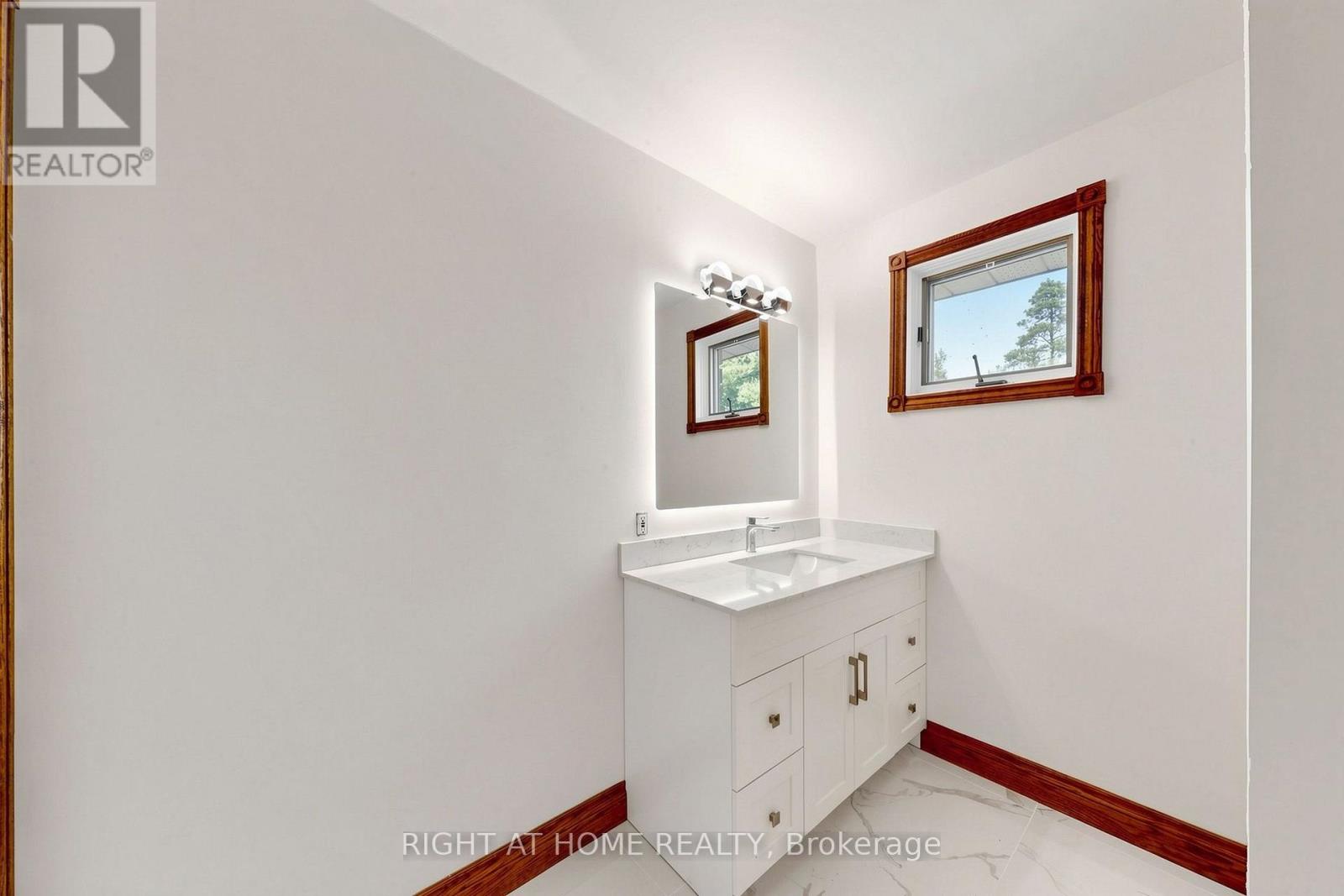 3016 COLE ROAD - 23