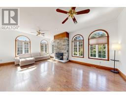 3016 Cole Road, East Gwillimbury, ON L0G1R0 Photo 6