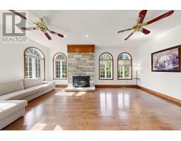 3016 Cole Road, East Gwillimbury, ON L0G1R0 Photo 7