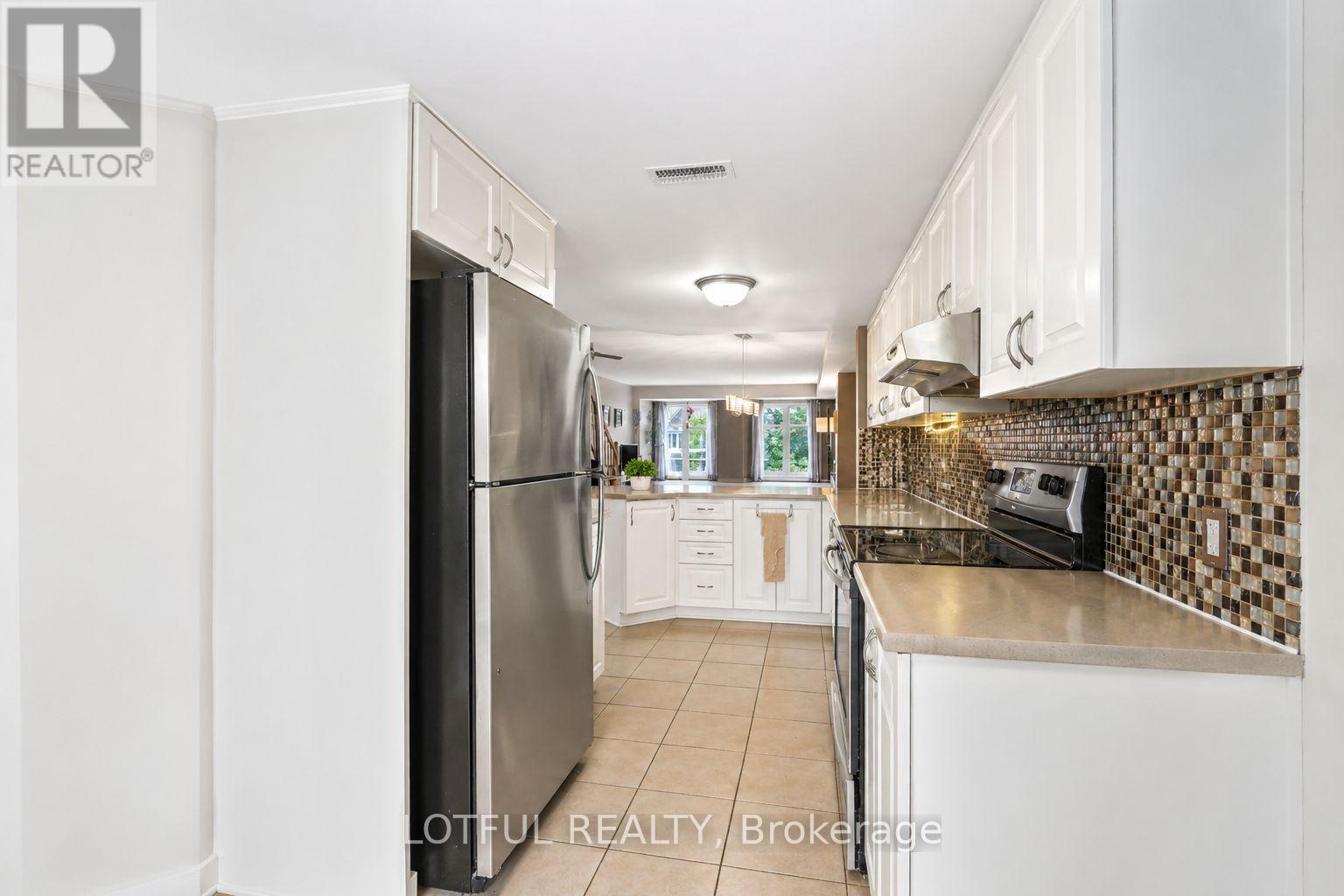 2 Bed, 3 Bath House for Sale in Ottawa – 20 – 585 CHAPMAN MILLS DRIVE, Ottawa – MLS# X13652370 - Image 8