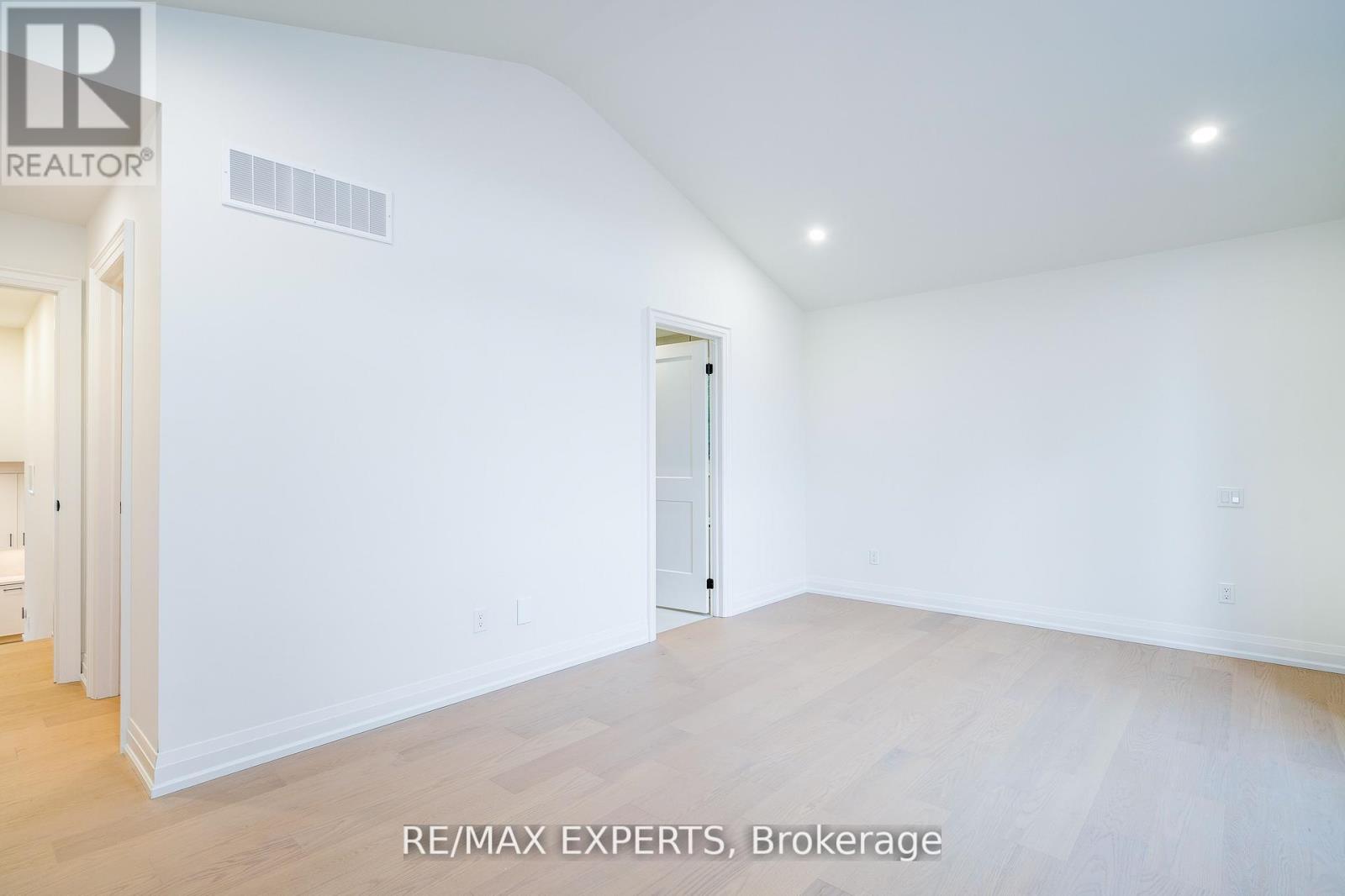 506 GOLF COURSE ROAD - 35