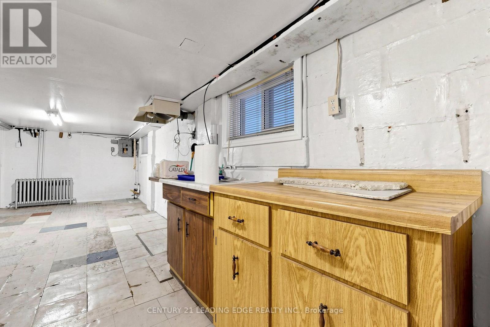 180 GILBERT AVENUE - 26