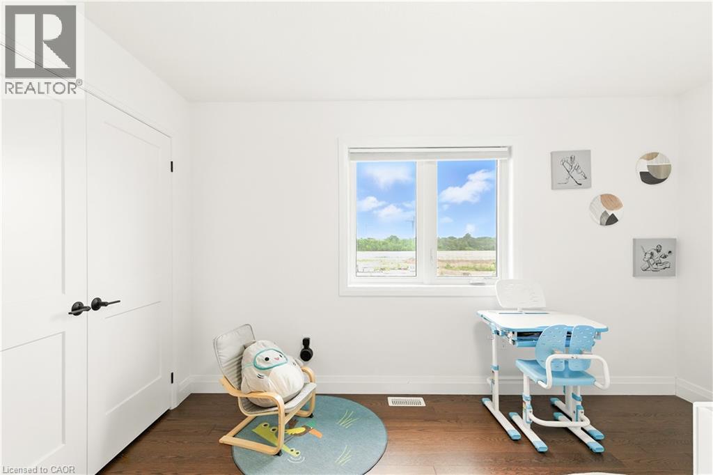 74 GELLERT Drive - 25