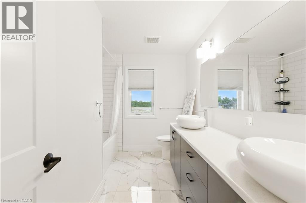 74 GELLERT Drive - 27