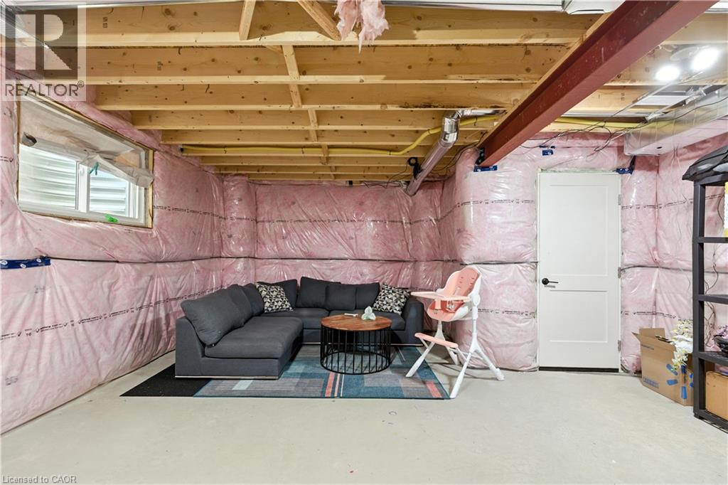 74 GELLERT Drive - 39