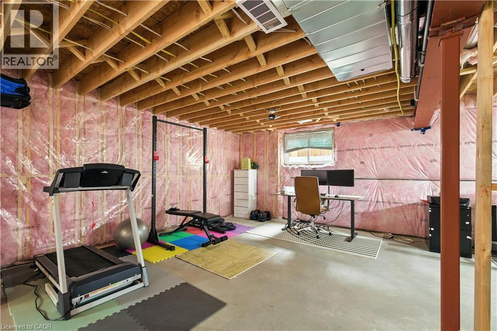 74 GELLERT Drive - 41