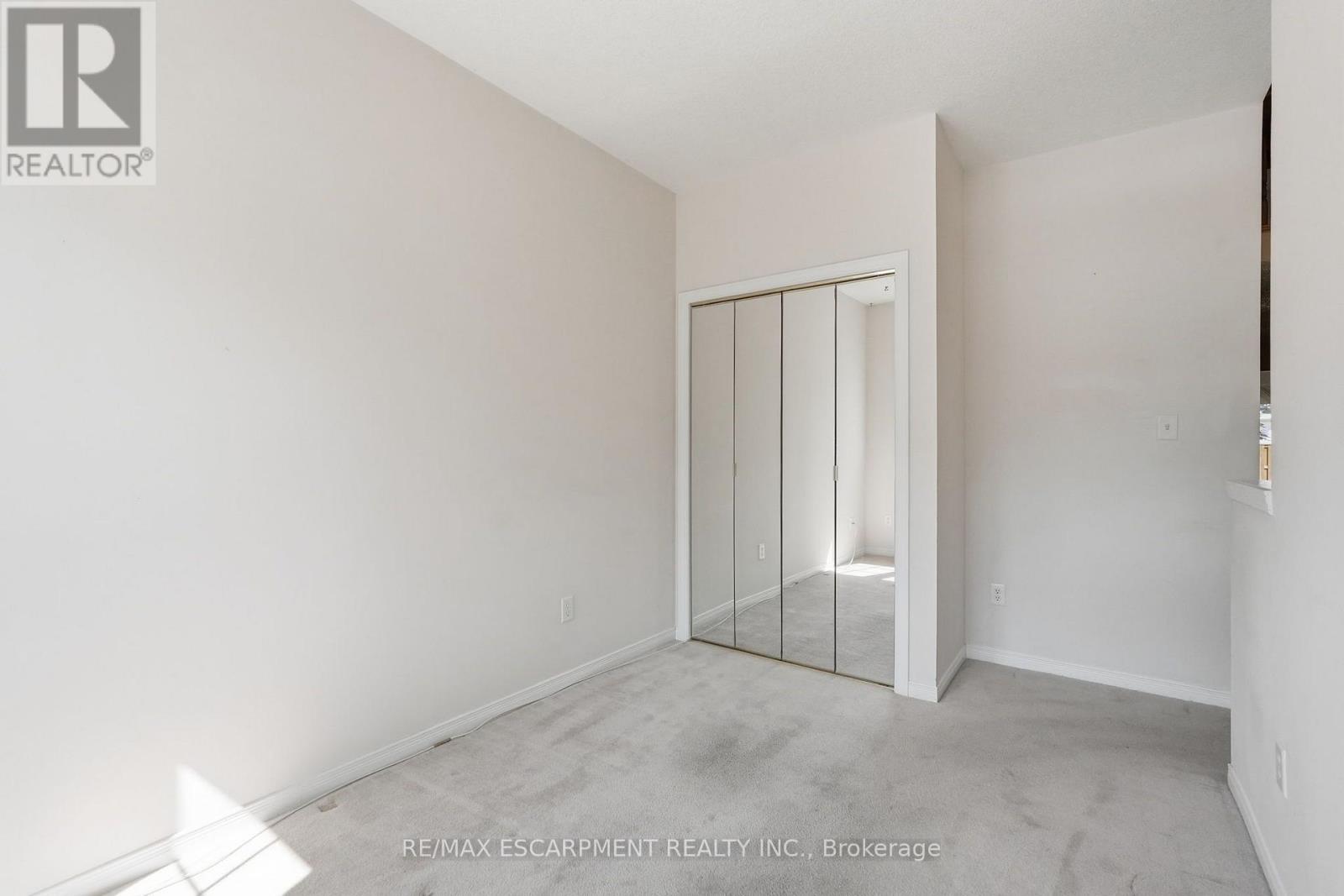 #41 212 STONEHENGE DRIVE - 12